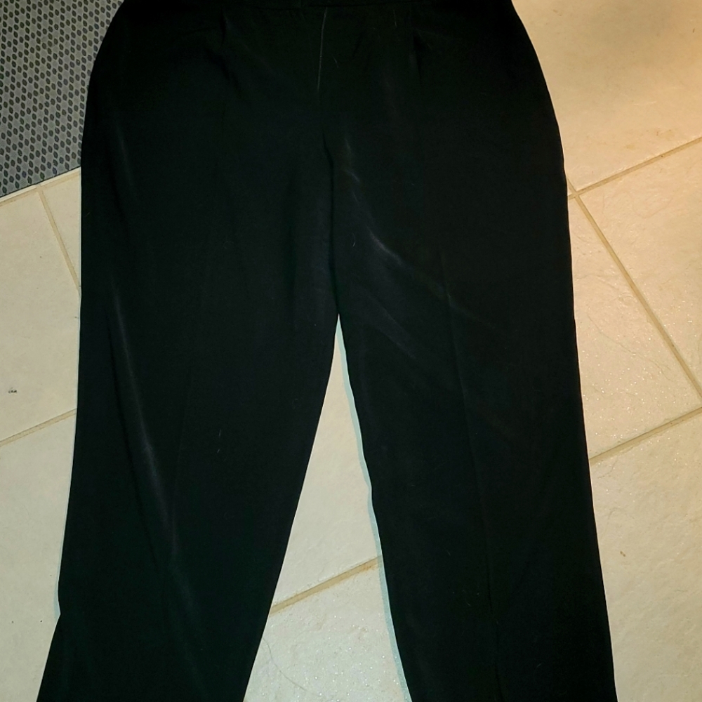 Amanda Smith black suit pants